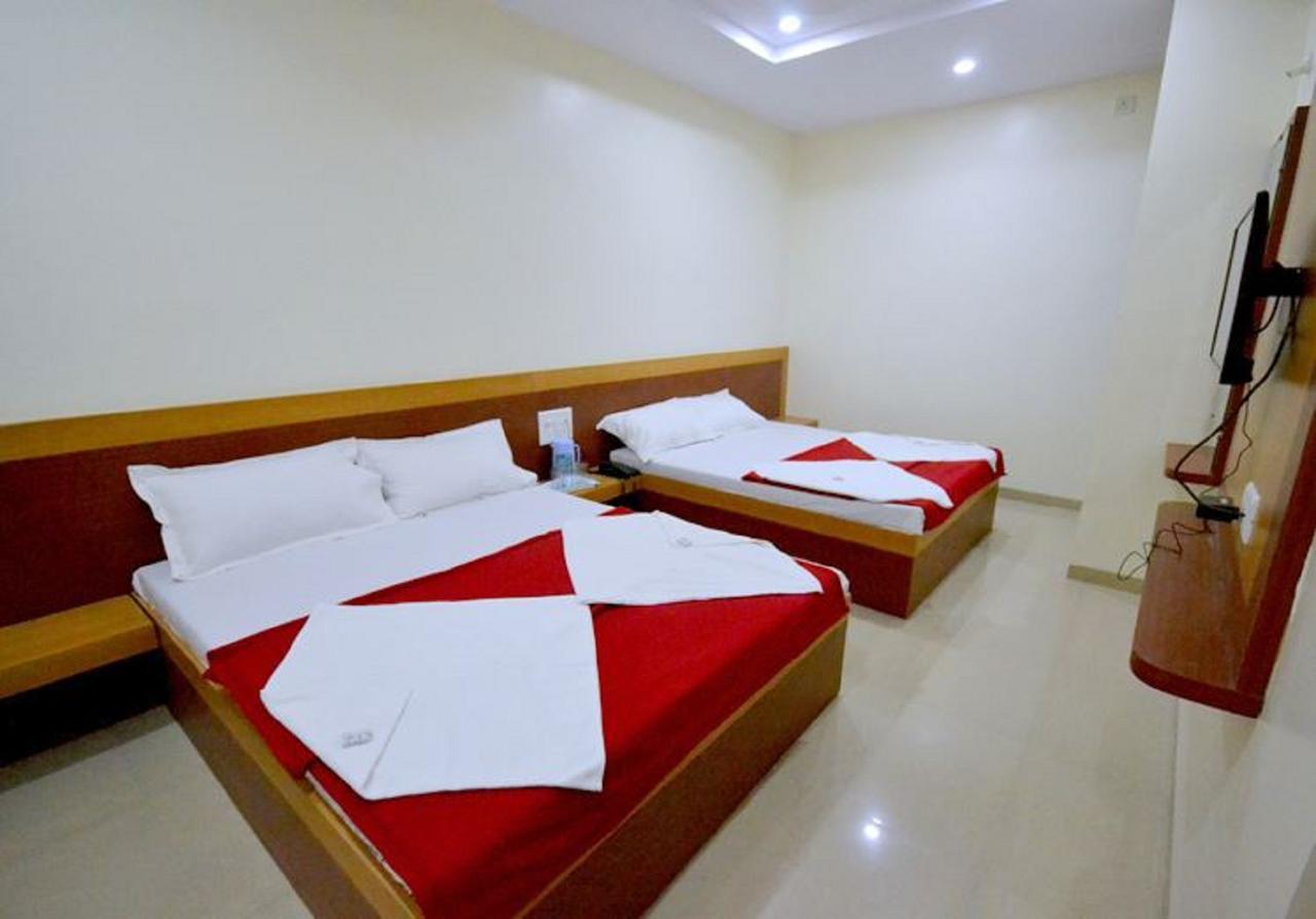 Hotel S S Palace Ширди Экстерьер фото